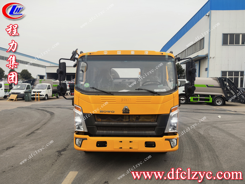 程力重汽豪沃重載清障道路救援車：馳騁在公路上的守護者
